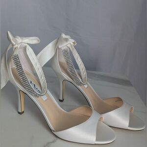 Elegant White Satin Rhinestone Ankle-Tie Heels
